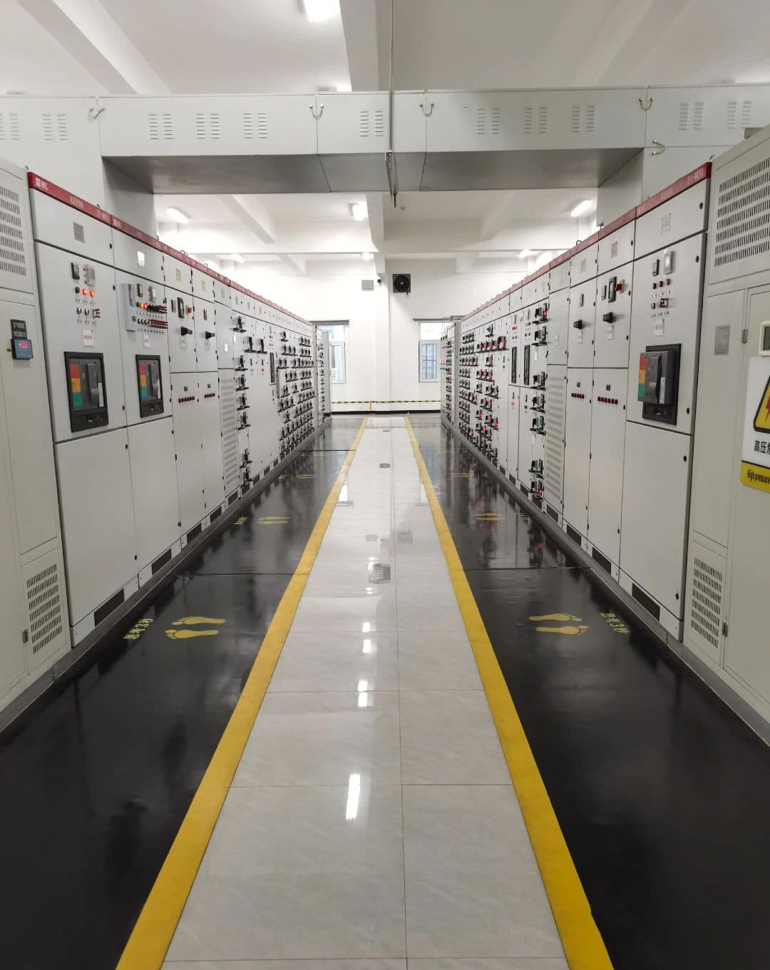 Switchgear assembly room with electrical cabinets