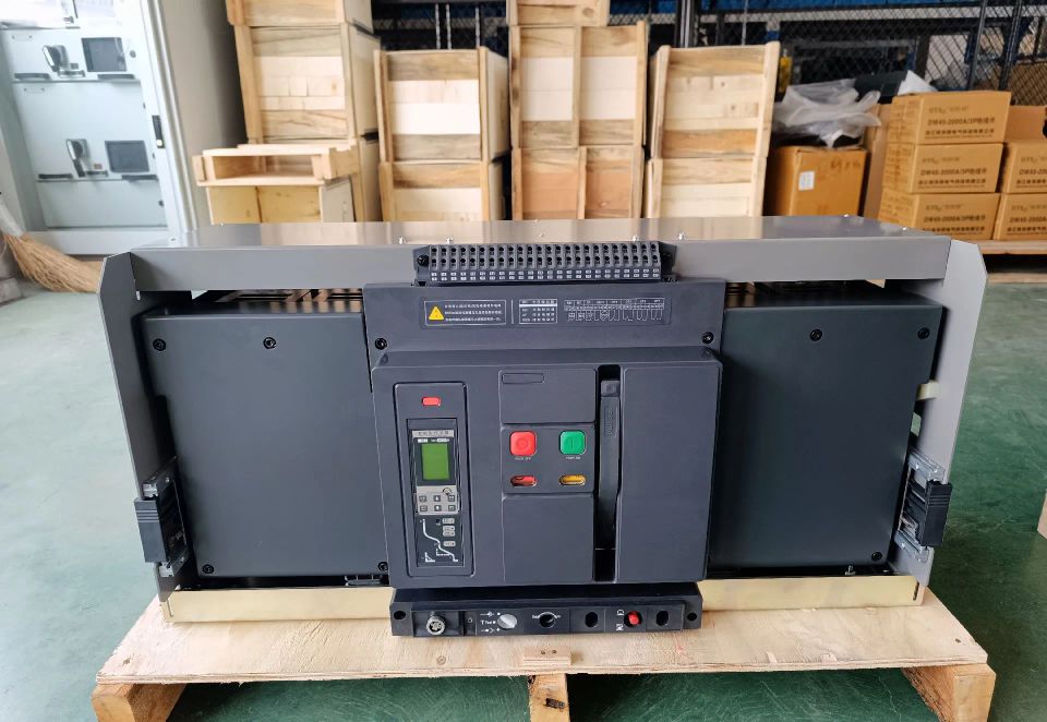 Circuit Breakers & Components